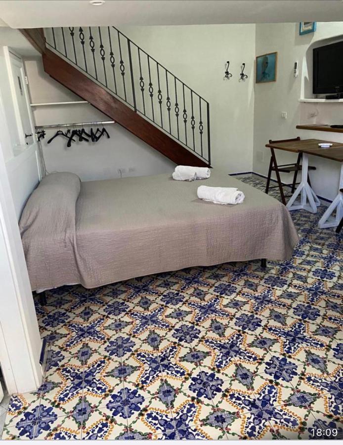 Casa Isabella Loc Turist Br Apartamento Lípara Exterior foto