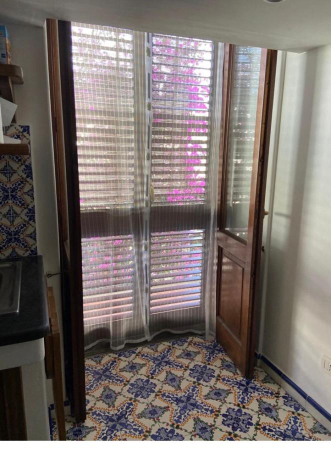 Casa Isabella Loc Turist Br Apartamento Lípara Exterior foto