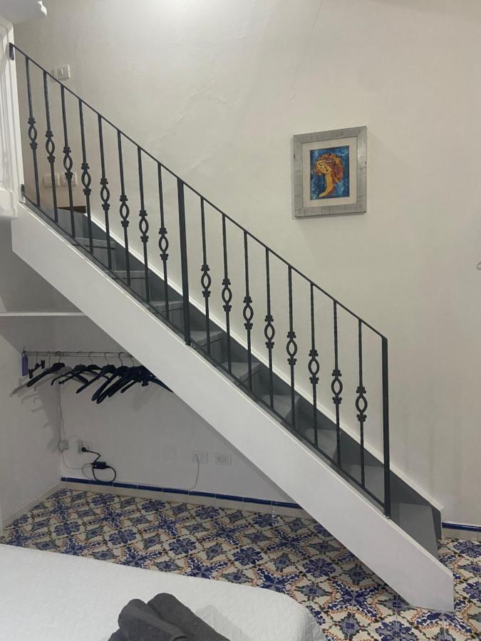 Casa Isabella Loc Turist Br Apartamento Lípara Exterior foto