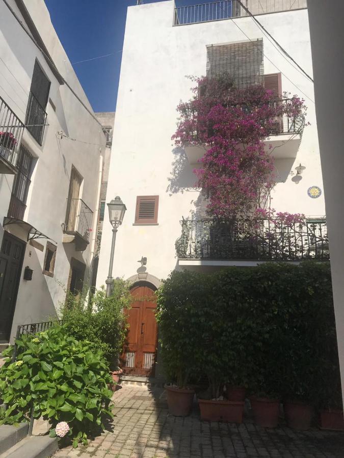 Casa Isabella Loc Turist Br Apartamento Lípara Exterior foto